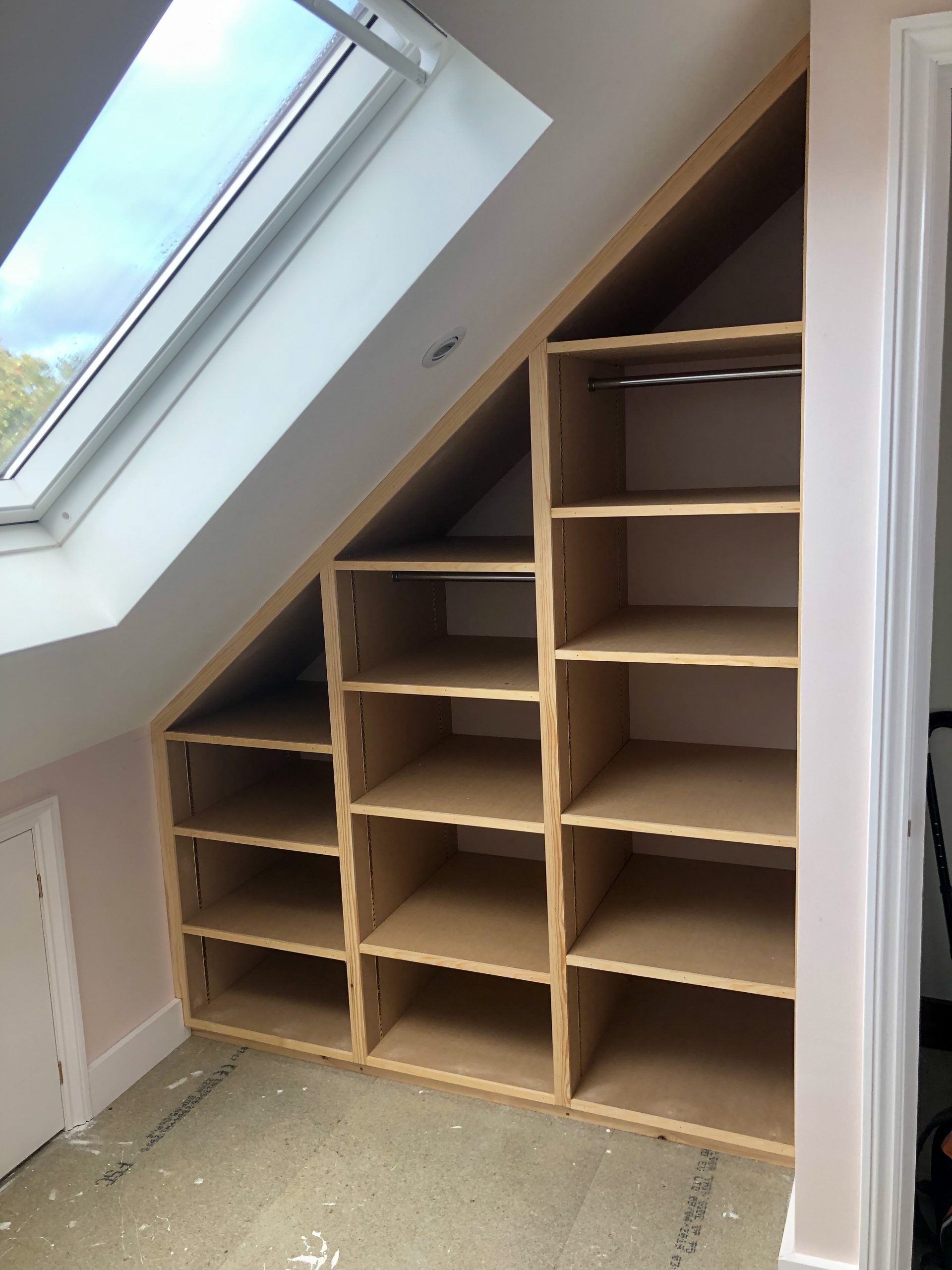 Ian Smith Carpentry and Joinery Wardrobes